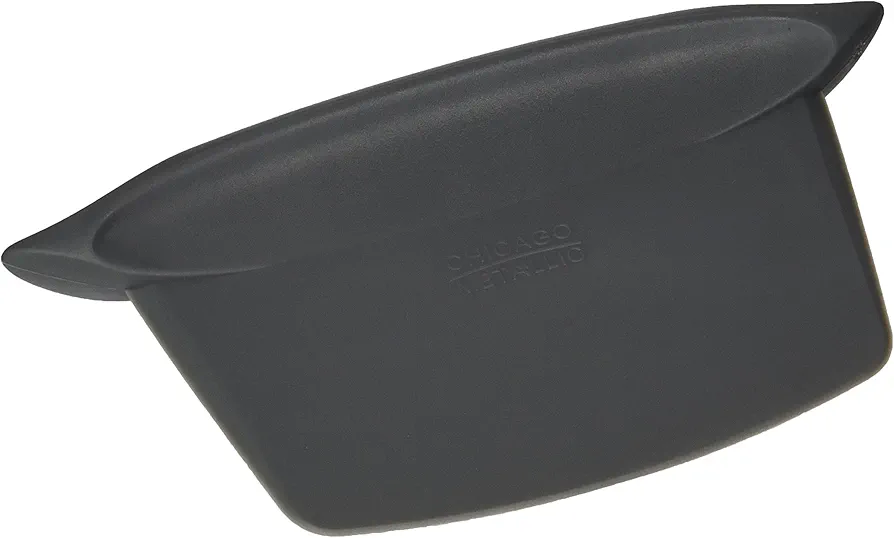 Chicago Metallic Non-Stick Bakeware-Safe Mezzaluna, 6.5-Inch-by-3.5-Inch