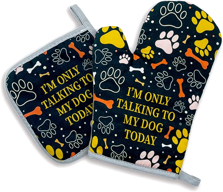 I‘m Only Talking to My Dog Today,Oven Mitts and Pot Holders Sets of 2，Funny Oven Mitt，Dog Lover Gift，Birthday Gift for Dog Owner，Dog Lover， Dog Mom