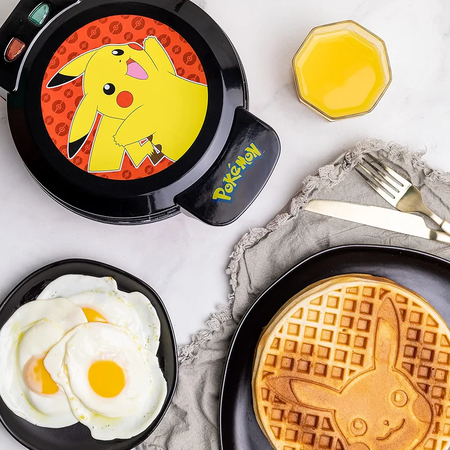 Uncanny Brands Pokémon Waffle Maker - Make Pikachu Waffles - Kitchen Appliance